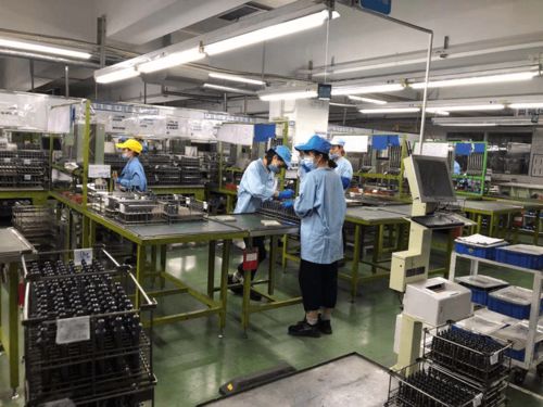 广州打工 普工与酒店管理薪资全解析
